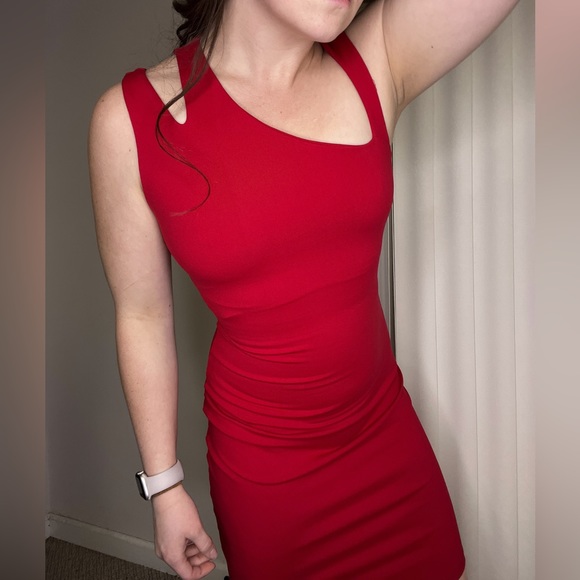 Susana Monaco Red Knee Length Dress Size Small REVOLVE NEW Asymmetric Neckline - Picture 6 of 13